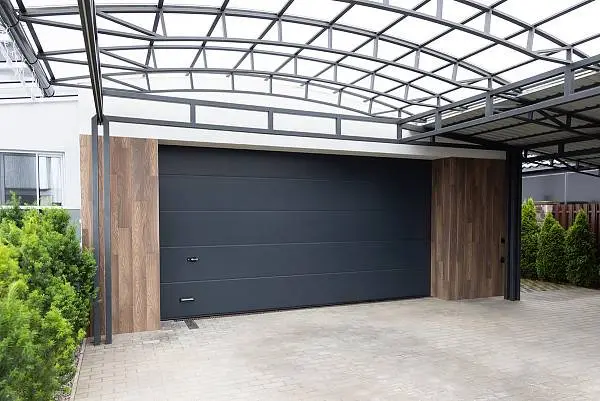 Скидка 5% при покупке секционных гаражных ворот 